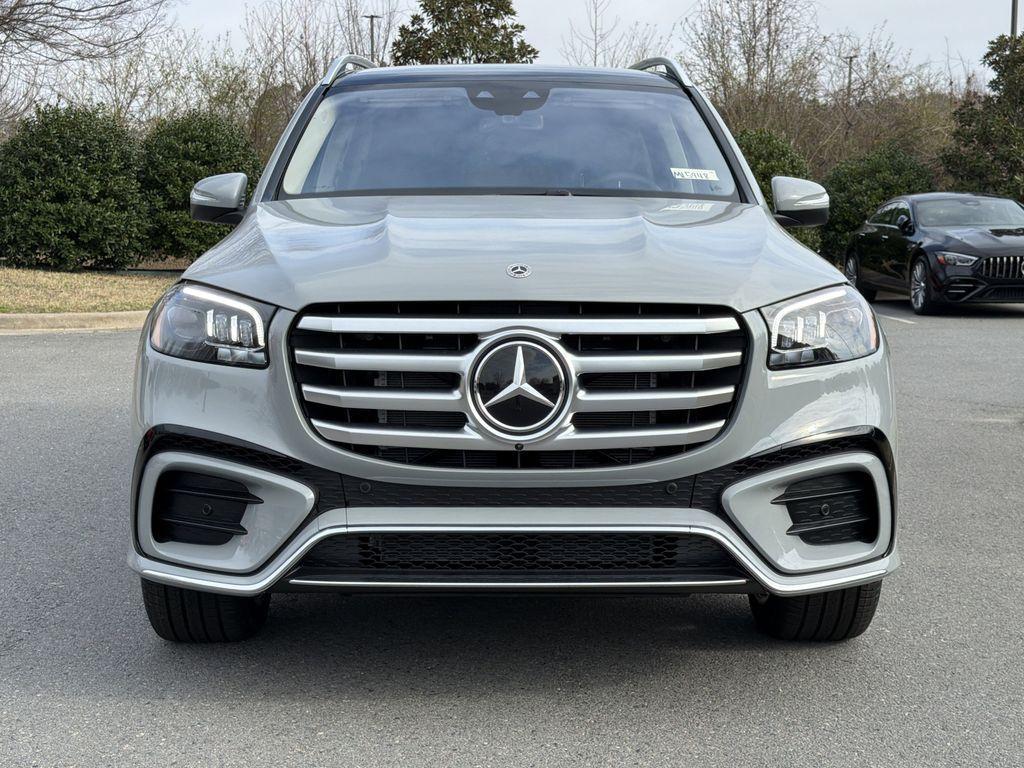 new 2026 Mercedes-Benz GLS 450 car, priced at $106,670
