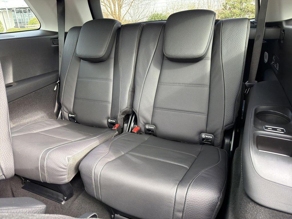 new 2026 Mercedes-Benz GLS 450 car, priced at $106,670