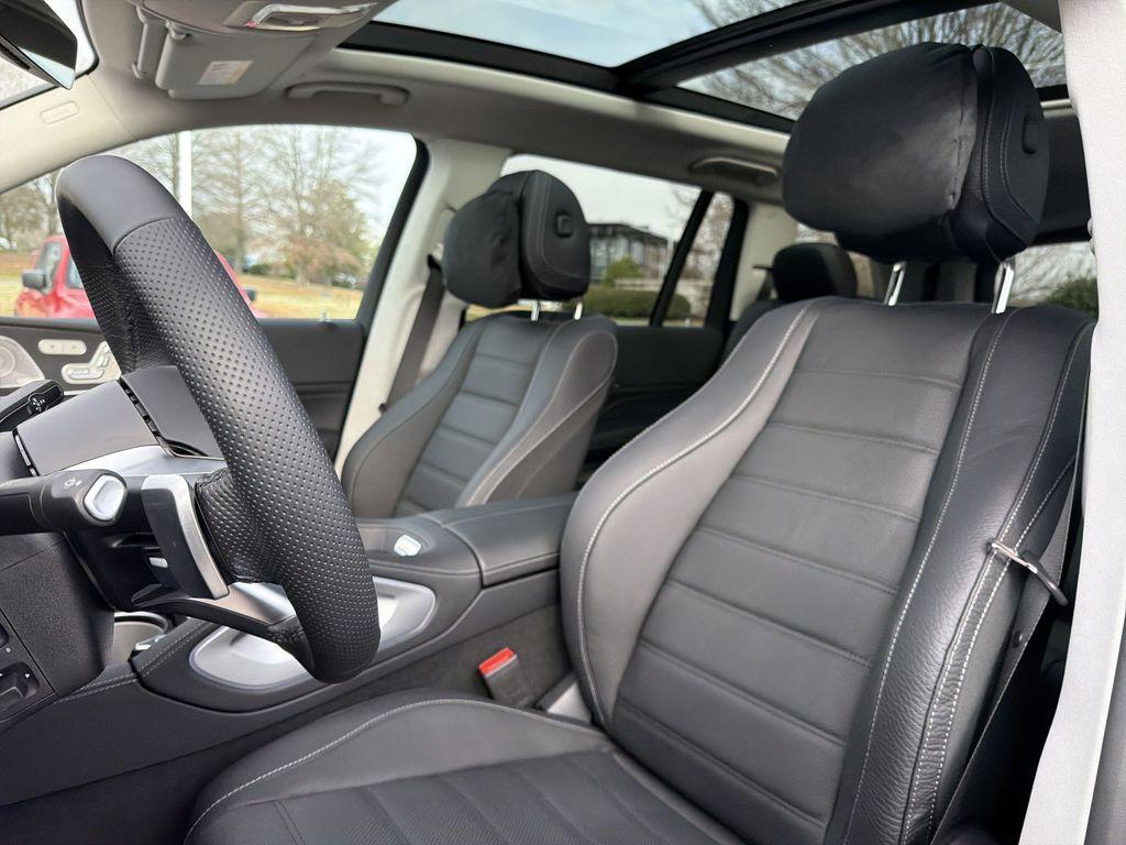 new 2026 Mercedes-Benz GLS 450 car, priced at $106,670