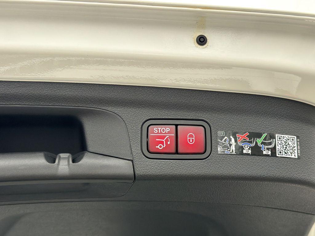 new 2026 Mercedes-Benz GLE 350 car, priced at $75,100