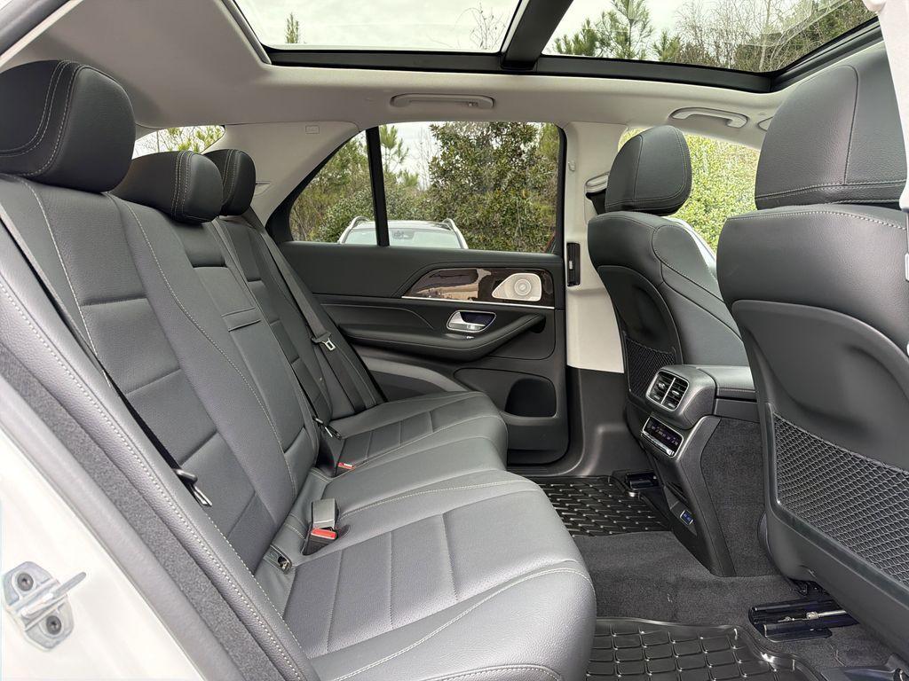 new 2026 Mercedes-Benz GLE 350 car, priced at $75,100