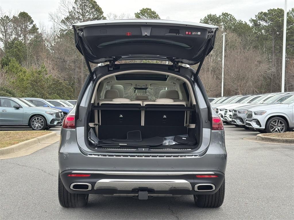 new 2026 Mercedes-Benz GLS 450 car, priced at $101,335