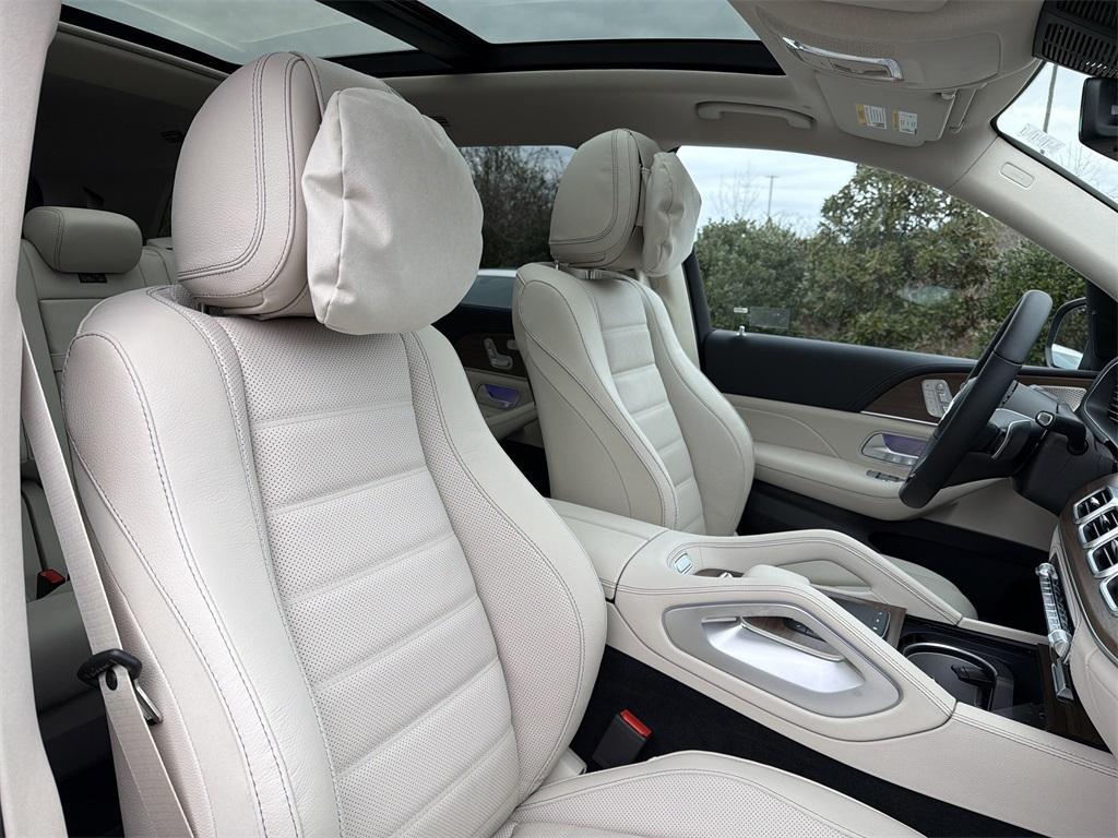 new 2026 Mercedes-Benz GLS 450 car, priced at $101,335