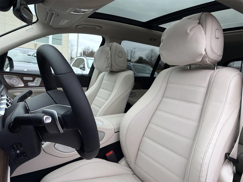 new 2026 Mercedes-Benz GLS 450 car, priced at $101,335
