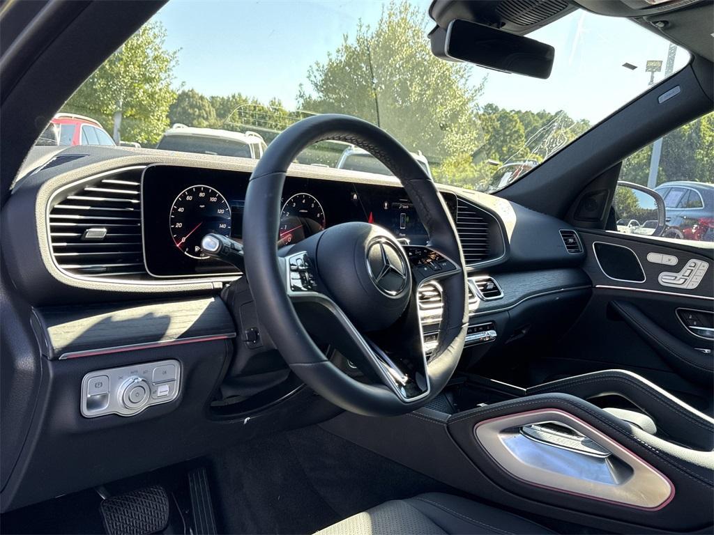 used 2025 Mercedes-Benz GLE 350 car, priced at $59,956