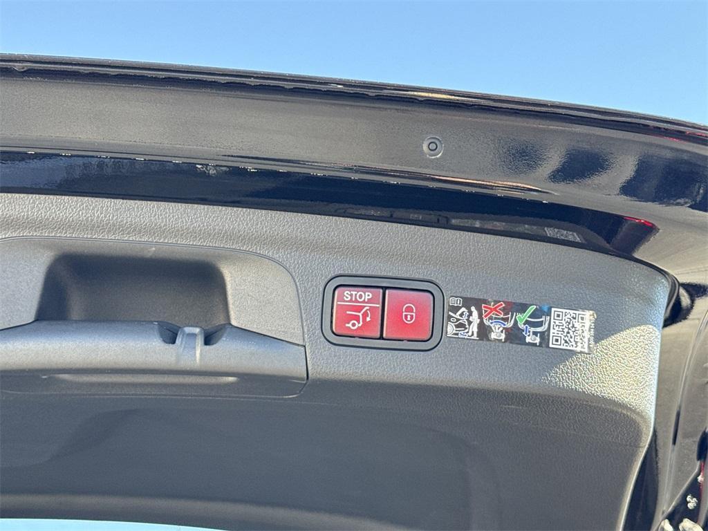 new 2026 Mercedes-Benz AMG GLE 63 car, priced at $142,925