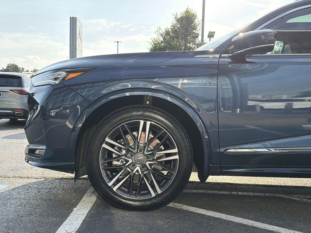 used 2025 Acura MDX car, priced at $58,900