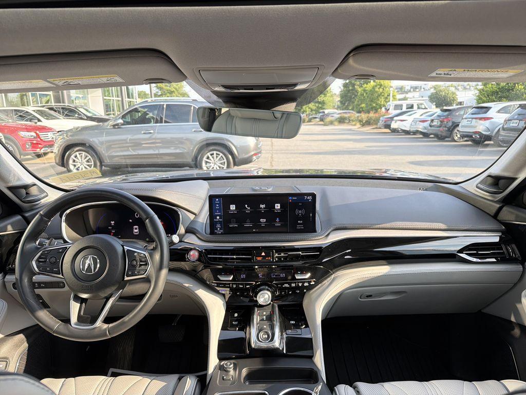 used 2025 Acura MDX car, priced at $58,900