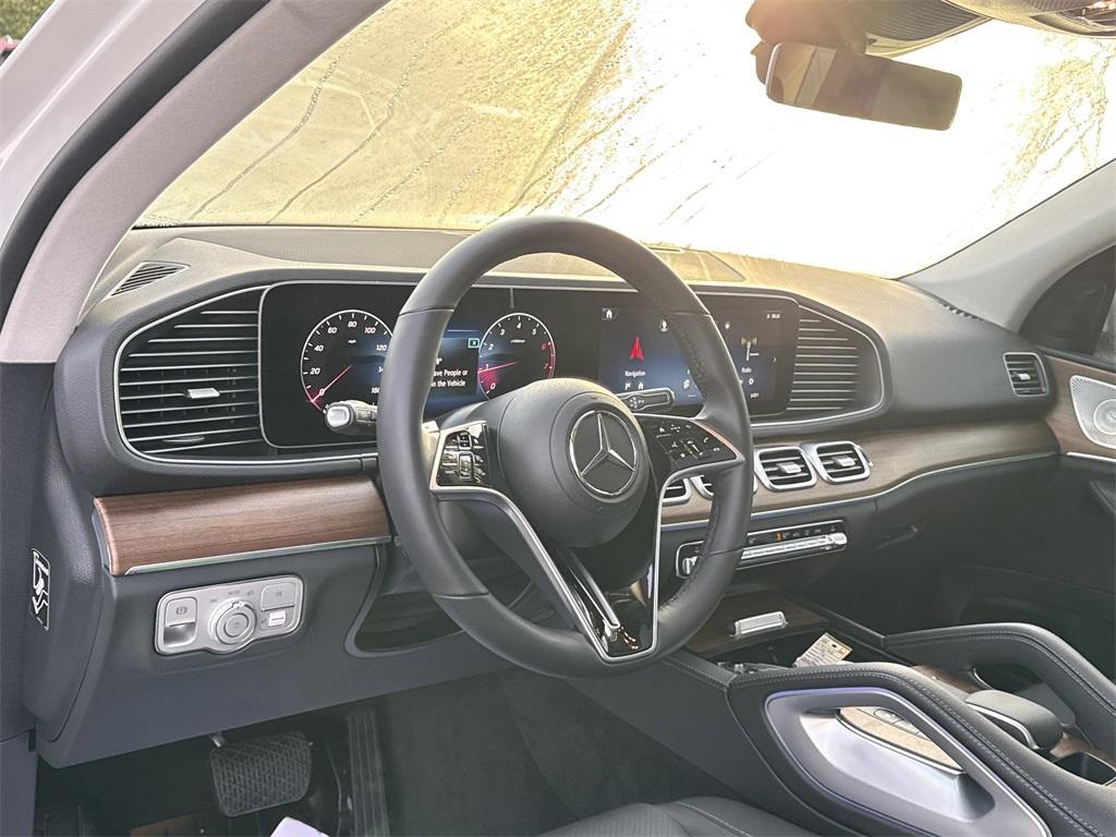 used 2025 Mercedes-Benz GLE 350 car, priced at $63,921