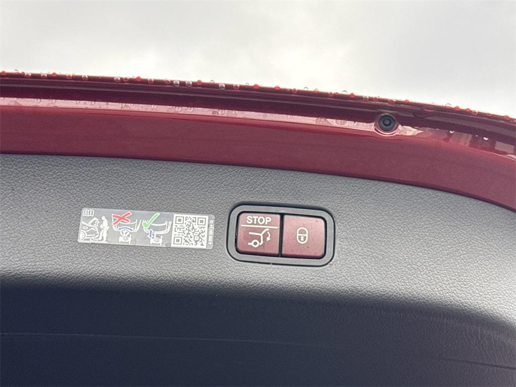 new 2026 Mercedes-Benz GLC 300 car, priced at $59,905