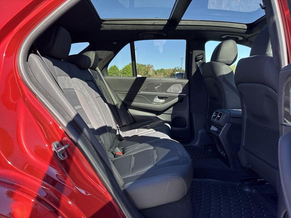 new 2025 Mercedes-Benz AMG GLE 63 car, priced at $141,695