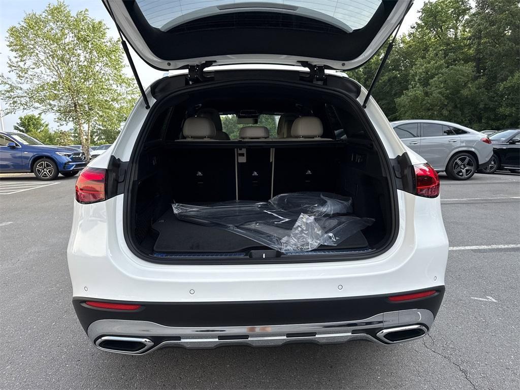 new 2025 Mercedes-Benz GLC 350e car, priced at $63,650