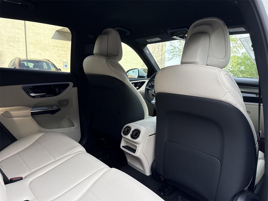new 2025 Mercedes-Benz GLC 350e car, priced at $63,650