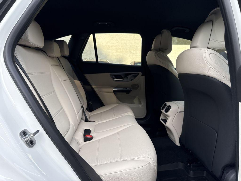 new 2025 Mercedes-Benz GLC 350e car, priced at $63,650