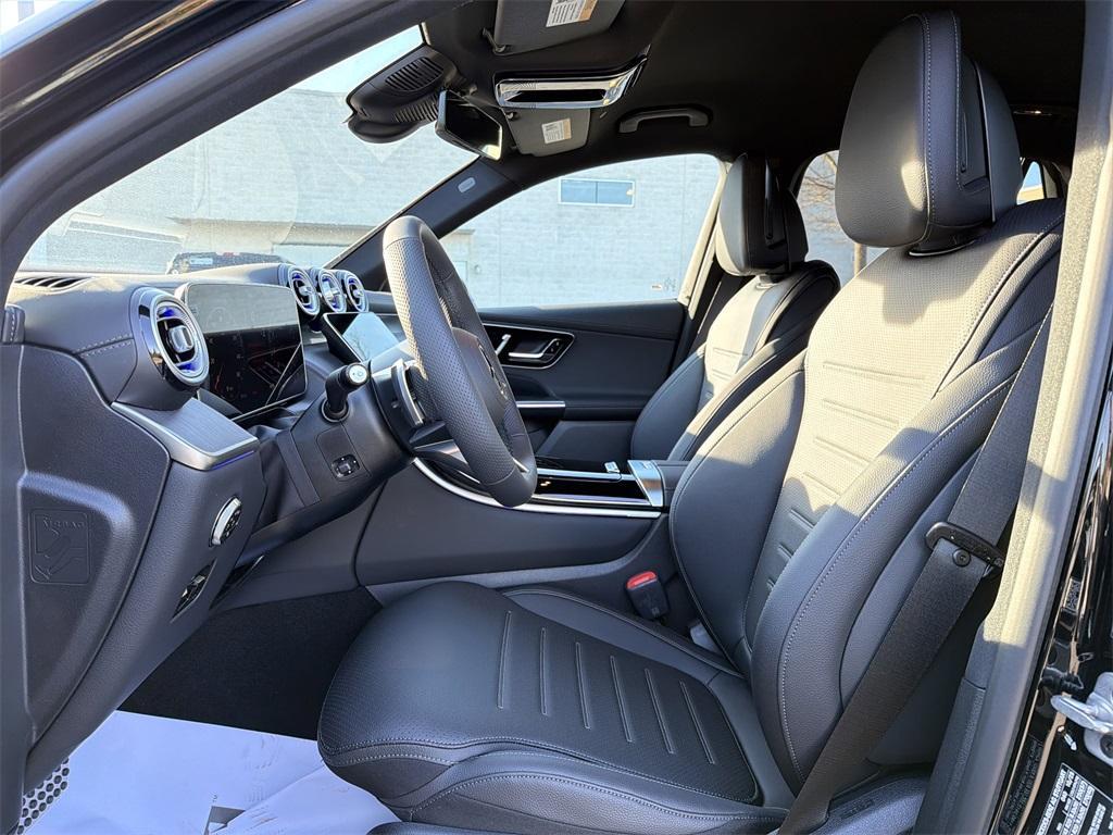 new 2026 Mercedes-Benz GLC 300 car, priced at $61,105