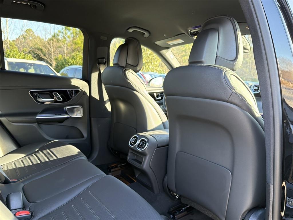 new 2026 Mercedes-Benz GLC 300 car, priced at $61,105