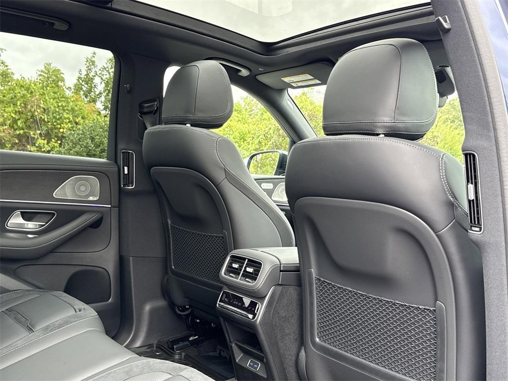 new 2026 Mercedes-Benz AMG GLE 53 car, priced at $101,225