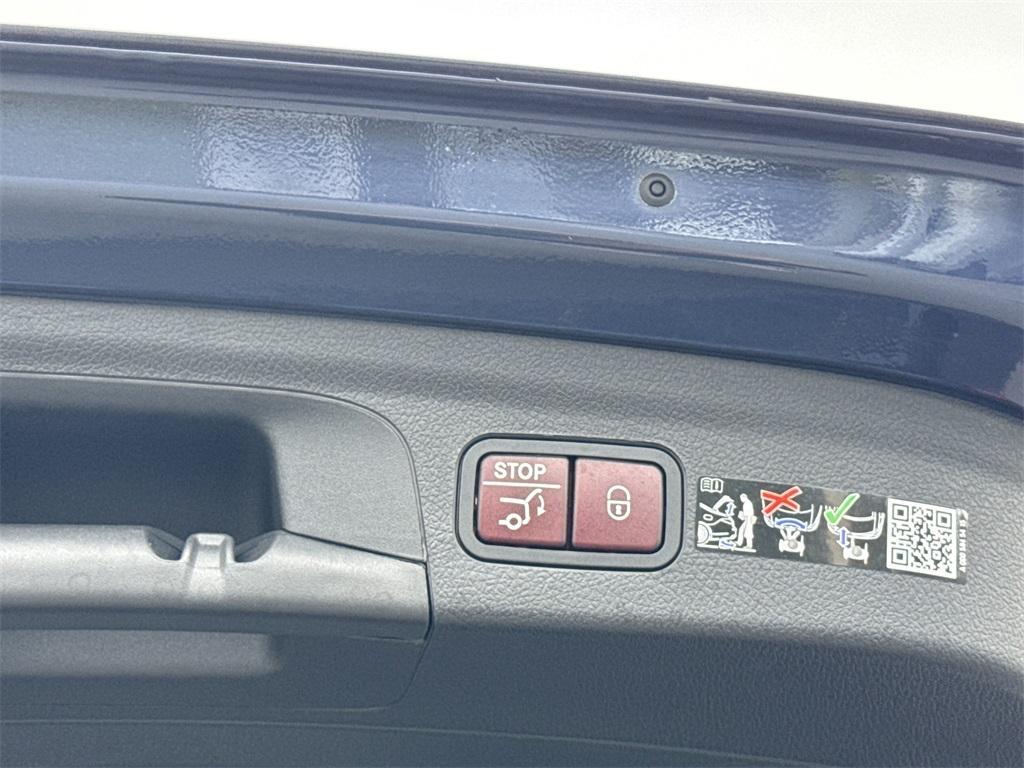 new 2026 Mercedes-Benz AMG GLE 53 car, priced at $101,225