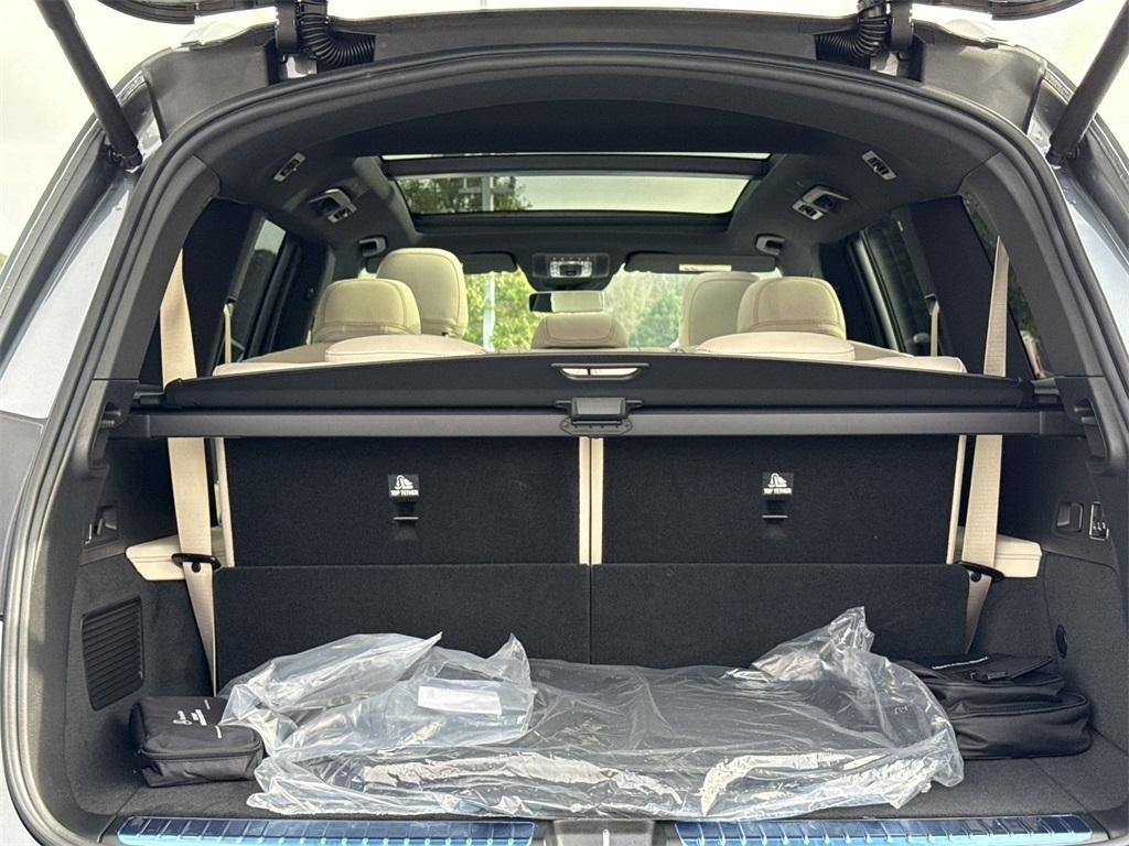 new 2026 Mercedes-Benz GLS 450 car, priced at $103,000