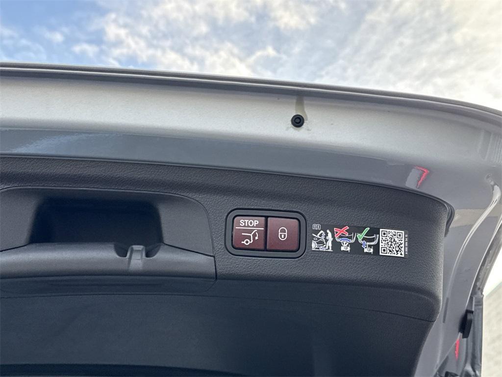 new 2026 Mercedes-Benz AMG GLE 53 car, priced at $102,455