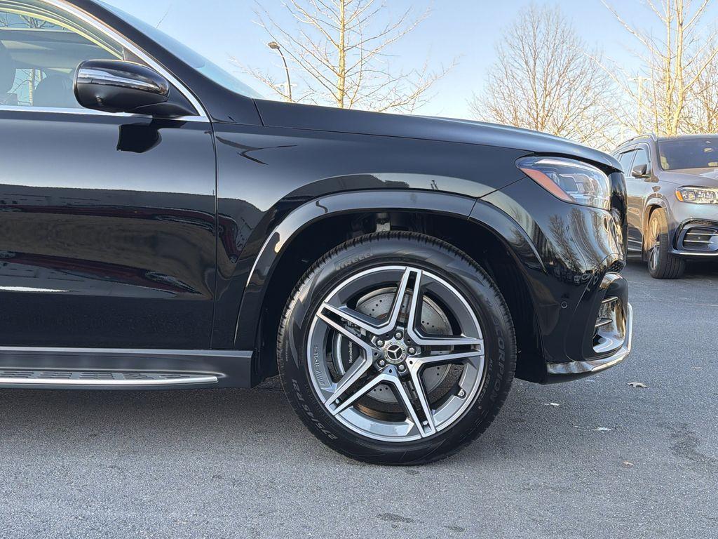 new 2026 Mercedes-Benz GLS 450 car, priced at $102,735