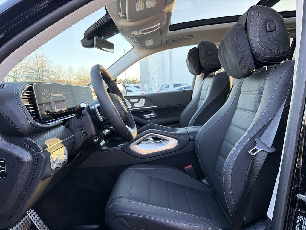 new 2026 Mercedes-Benz GLS 450 car, priced at $102,735