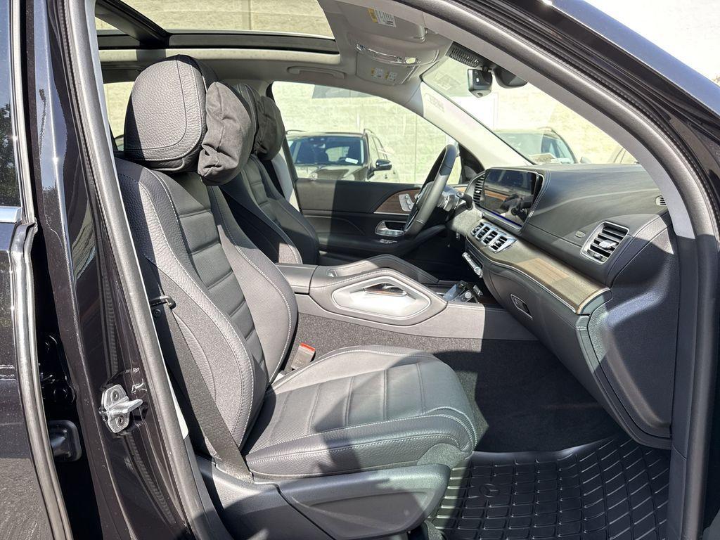 new 2025 Mercedes-Benz GLE 350 car, priced at $76,865