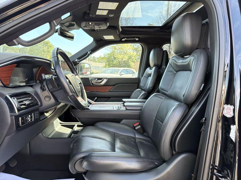 used 2024 Lincoln Navigator car, priced at $62,606