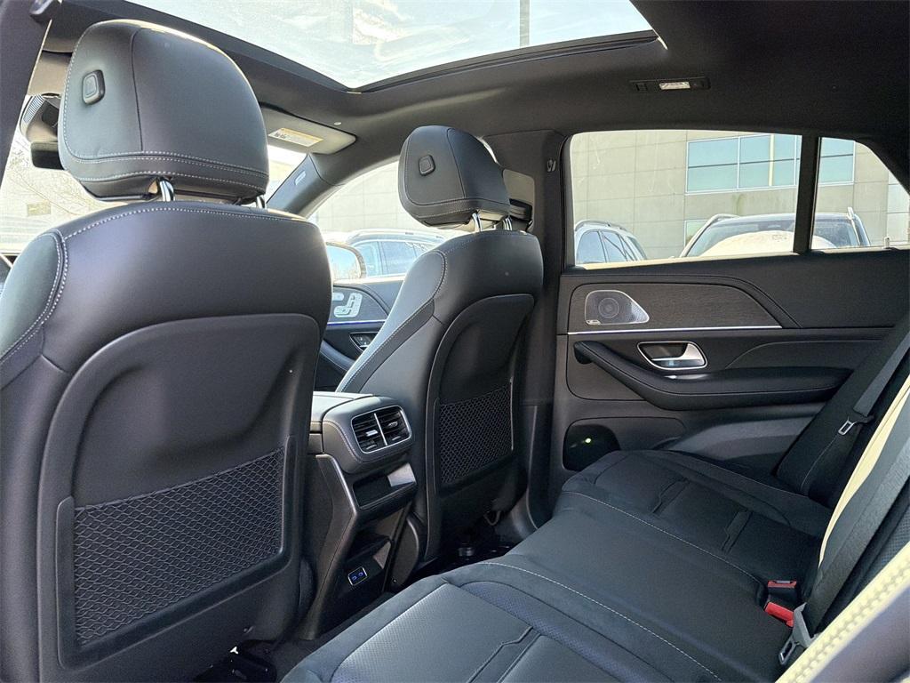 new 2026 Mercedes-Benz AMG GLE 53 car, priced at $100,325