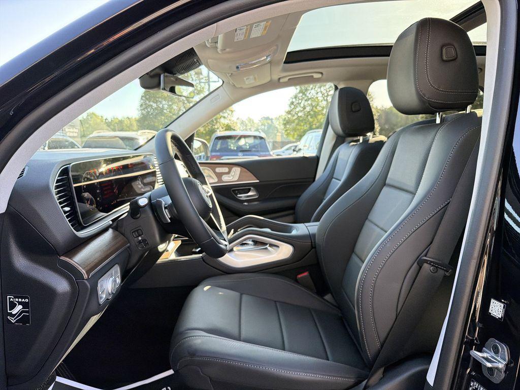 new 2026 Mercedes-Benz GLE 450 car, priced at $81,695