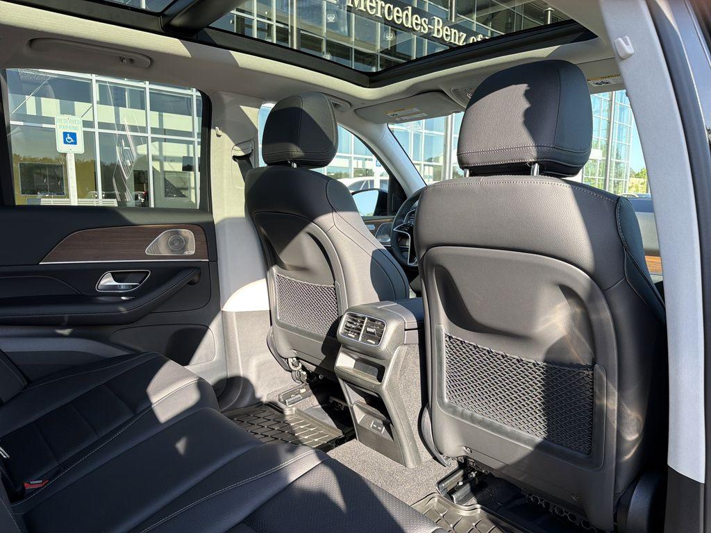 new 2026 Mercedes-Benz GLE 450 car, priced at $81,695