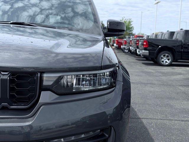 new 2026 Jeep Grand Cherokee L car