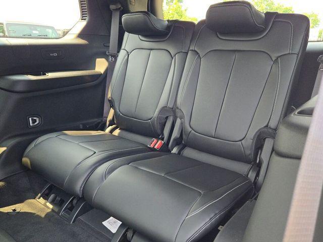 new 2025 Jeep Grand Cherokee L car, priced at $44,910