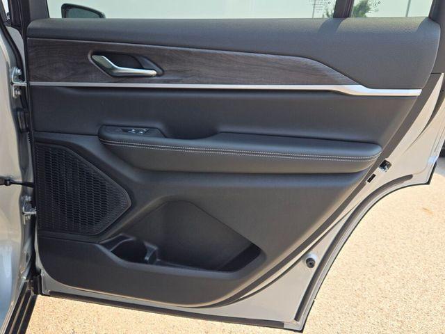 new 2025 Jeep Grand Cherokee L car, priced at $44,910