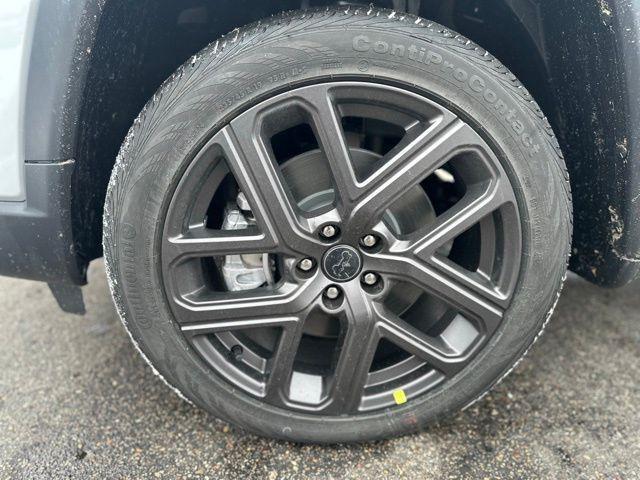 new 2026 Jeep Compass car, priced at $34,588