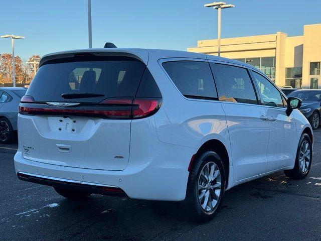 new 2026 Chrysler Pacifica car, priced at $46,712