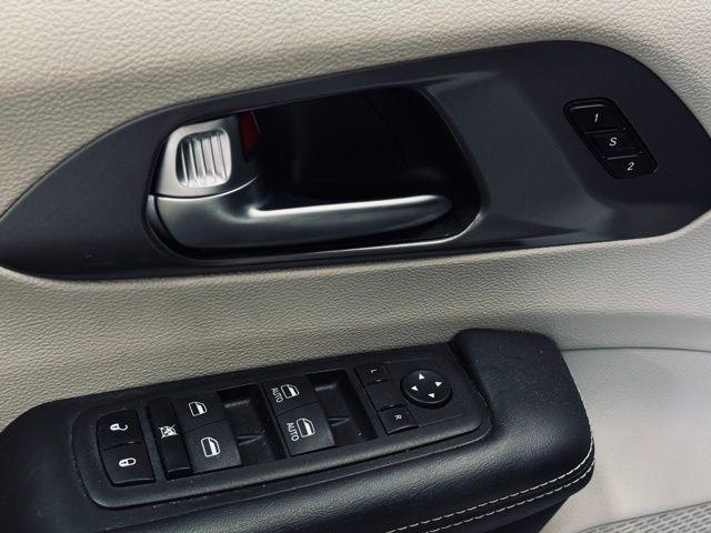 used 2024 Chrysler Pacifica car, priced at $25,680