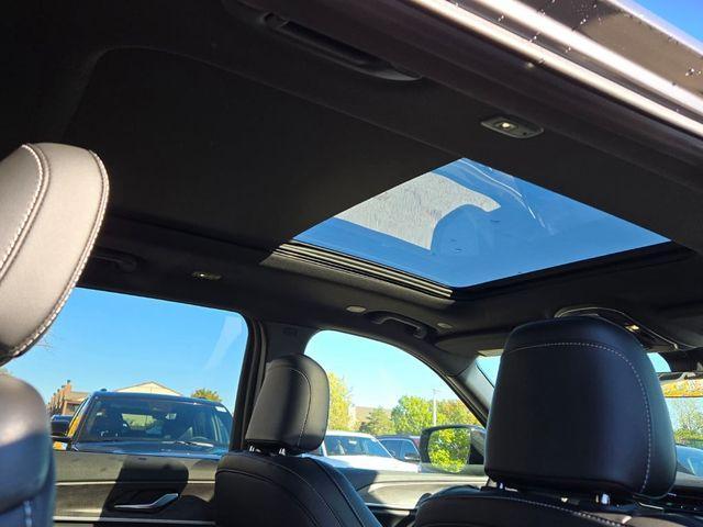 new 2025 Jeep Grand Cherokee L car