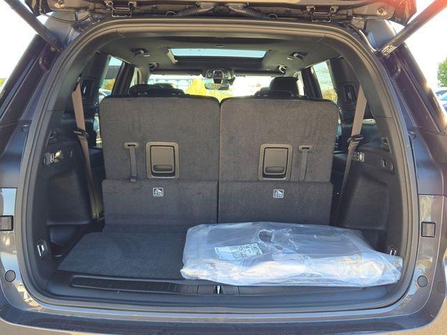 new 2025 Jeep Grand Cherokee L car