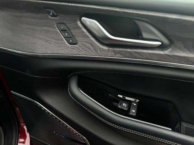 used 2022 Jeep Grand Cherokee car, priced at $30,386