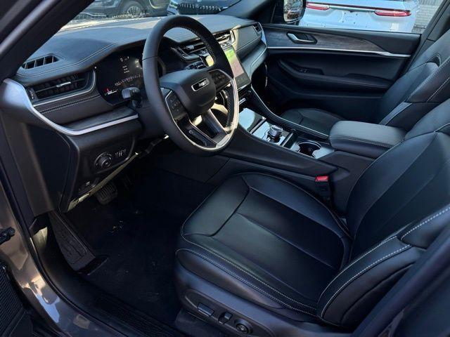 new 2025 Jeep Grand Cherokee car, priced at $45,771
