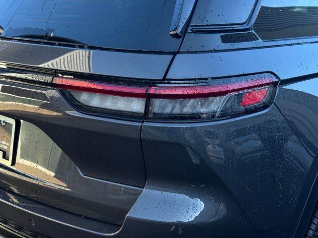 new 2025 Jeep Grand Cherokee car, priced at $45,771