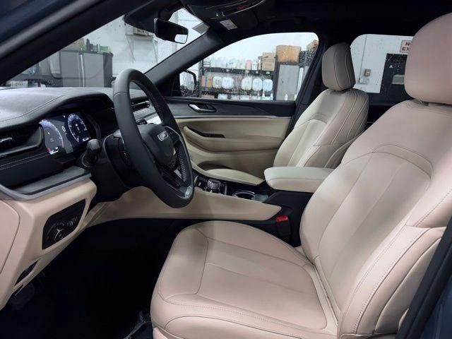 new 2026 Jeep Grand Cherokee L car