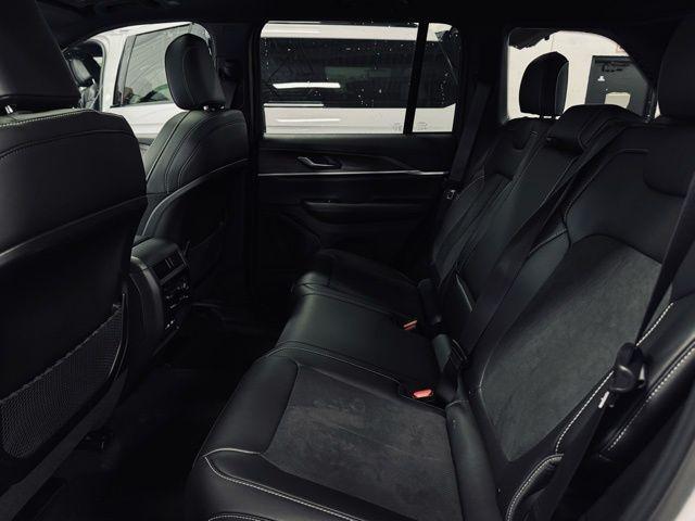 new 2026 Jeep Grand Cherokee car, priced at $49,874
