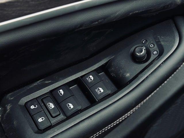 new 2026 Jeep Grand Cherokee car, priced at $49,170