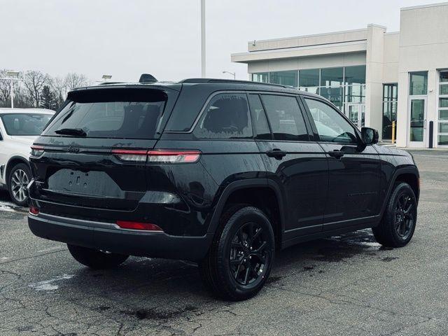 new 2026 Jeep Grand Cherokee car, priced at $49,170