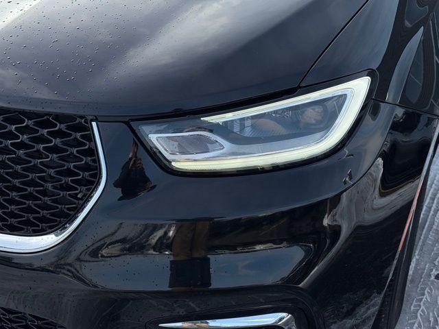 used 2024 Chrysler Pacifica car, priced at $29,000