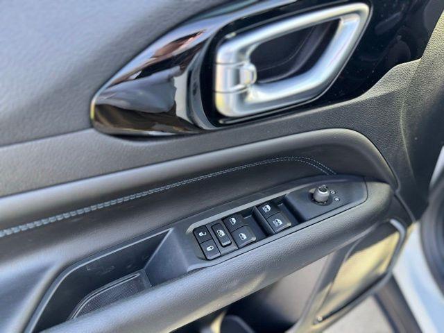 new 2026 Jeep Compass car, priced at $33,877