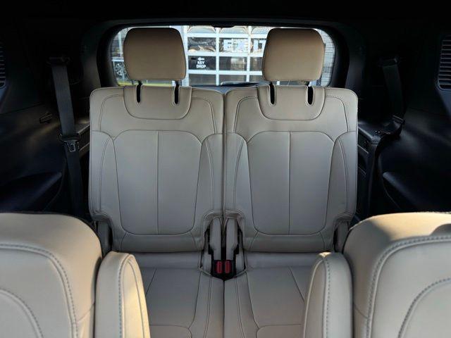 new 2025 Jeep Grand Cherokee L car