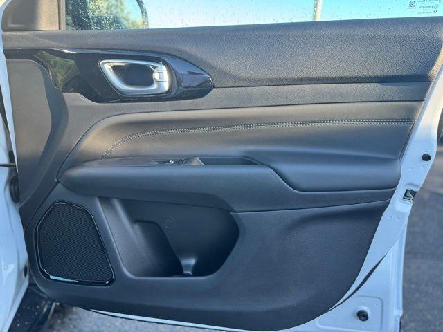 new 2026 Jeep Compass car, priced at $33,877